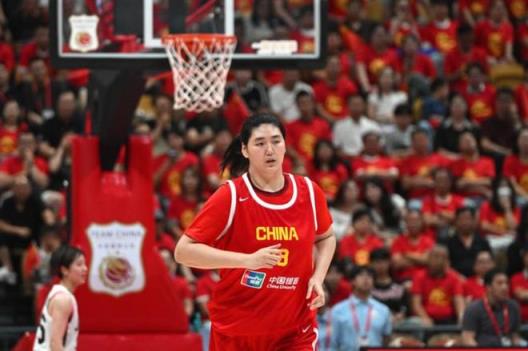 中國女籃集訓張子宇最緊張 宮魯鳴萬次投籃能否過關